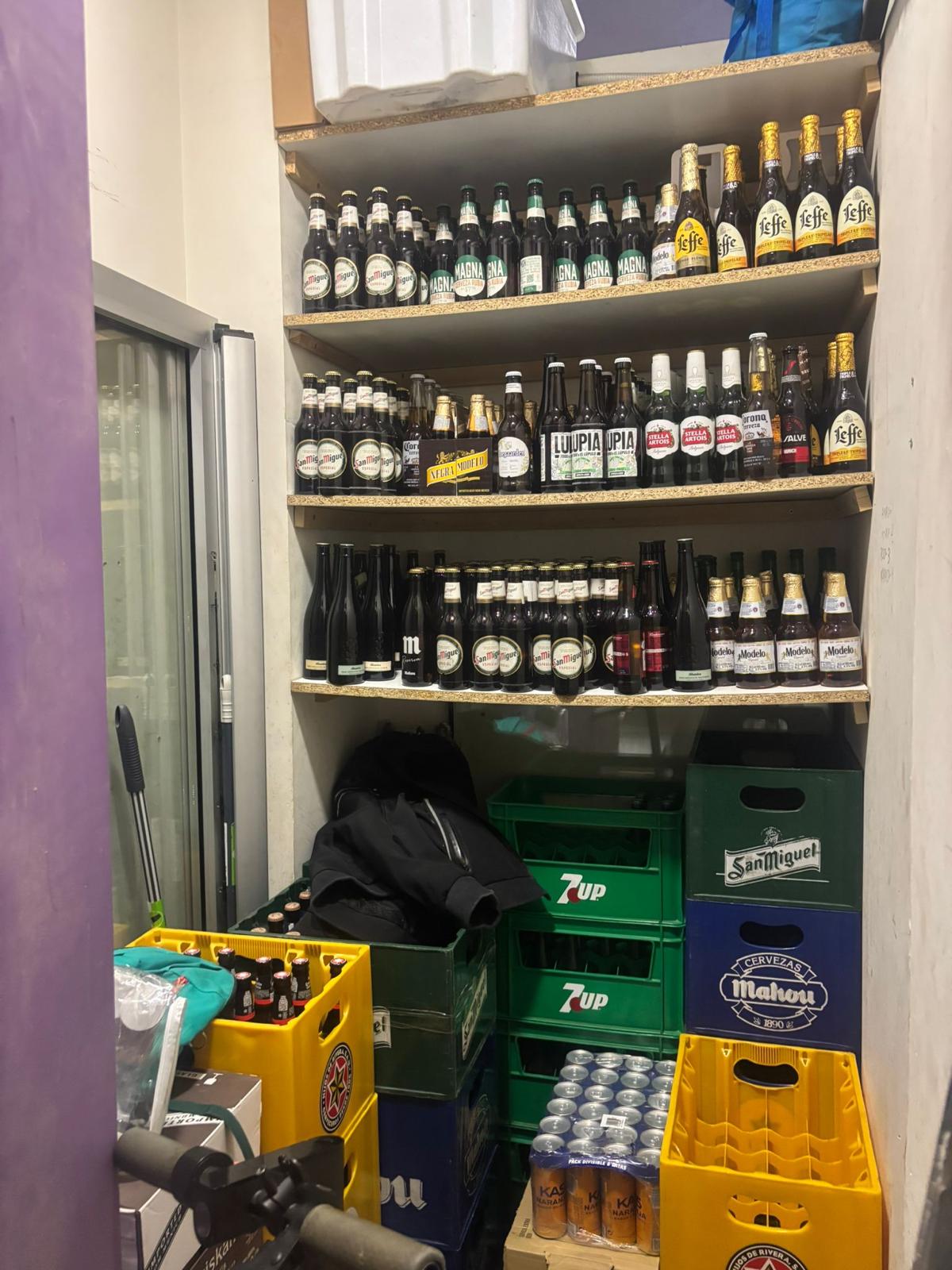 Taberna de Moe se alquila y traspasa
