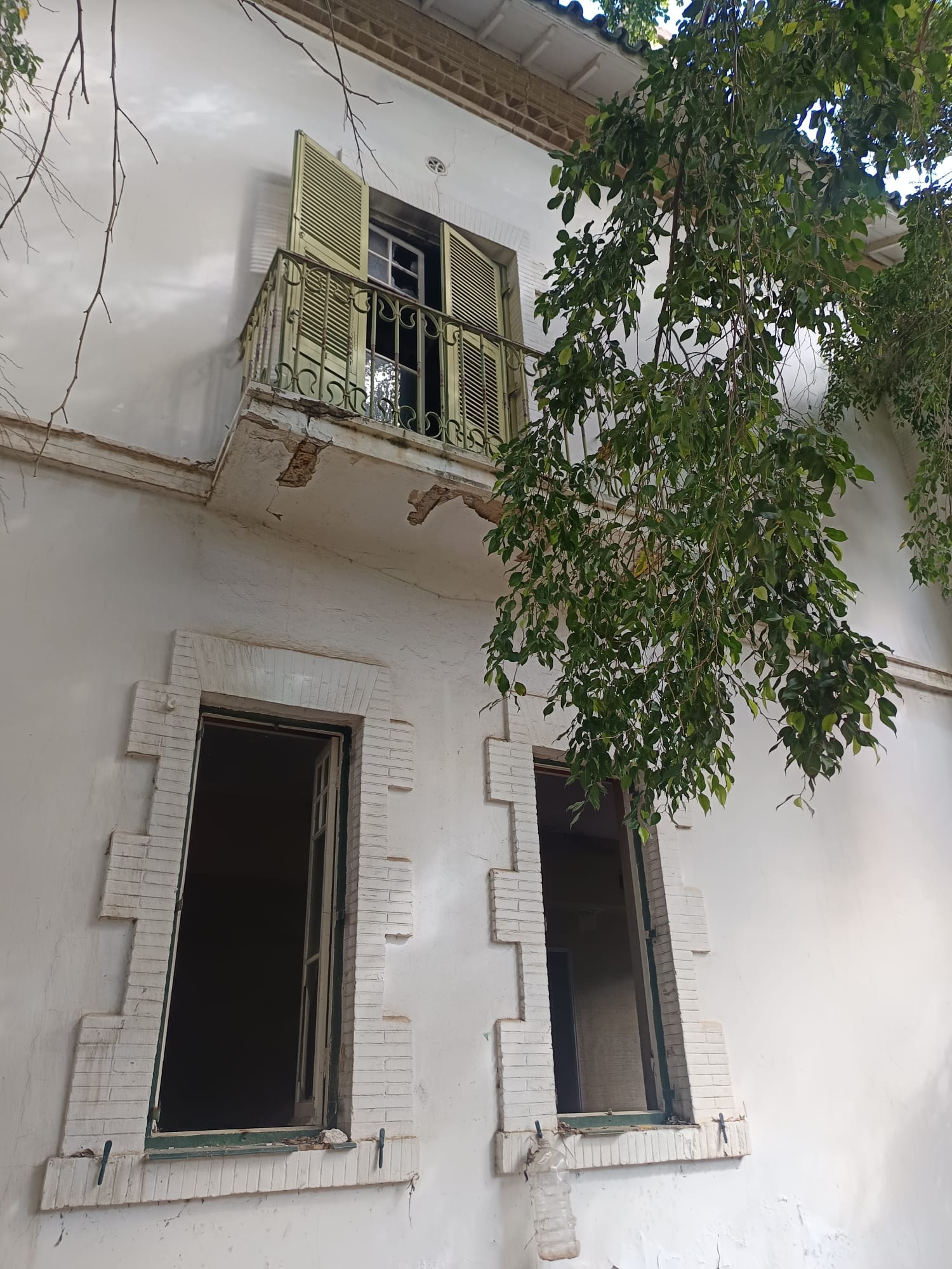 Suelo urbano terciario de 6.657 m² con 2.329 m² edificables en San Roque