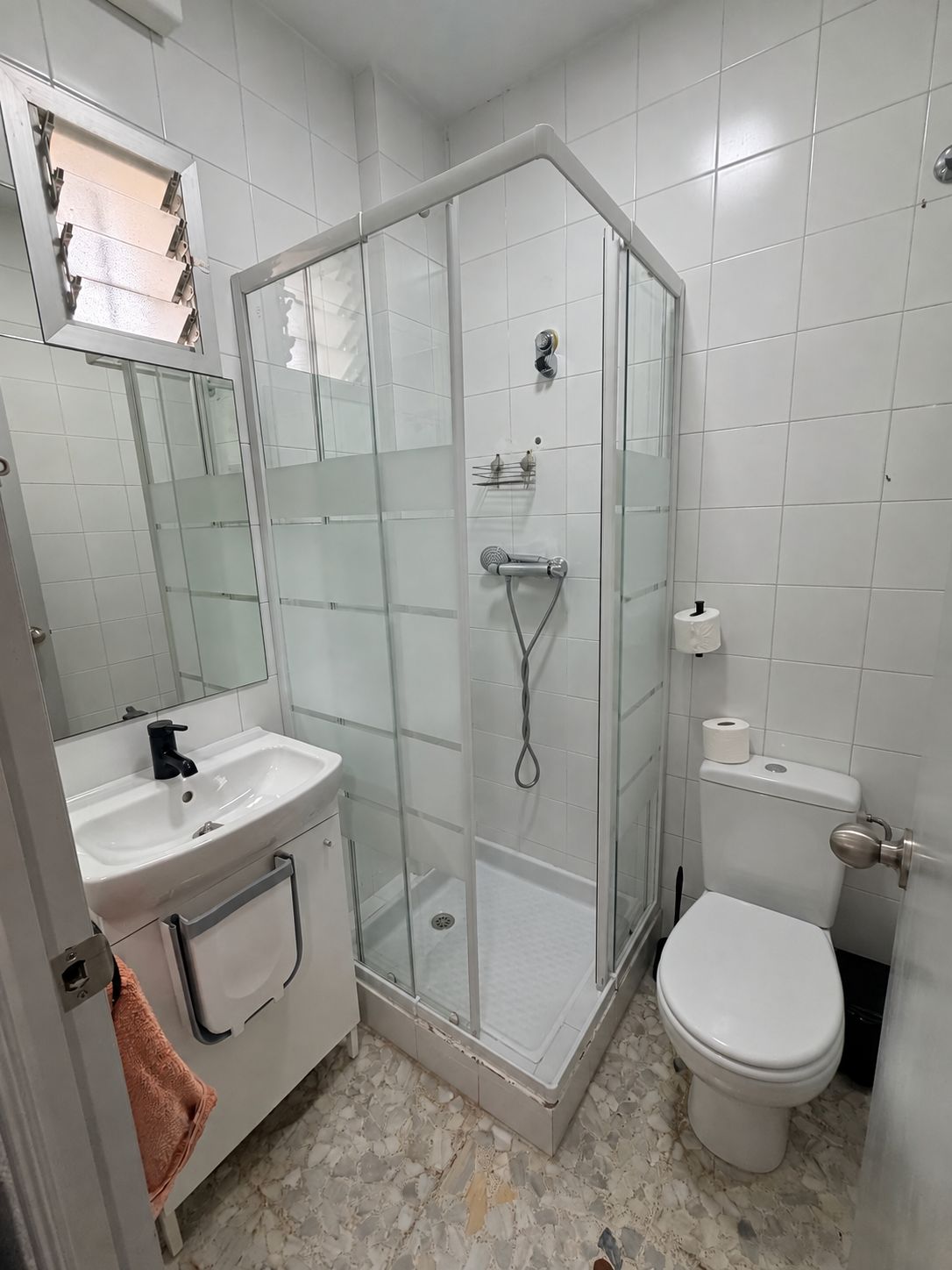 Local comercial adaptado a vivienda