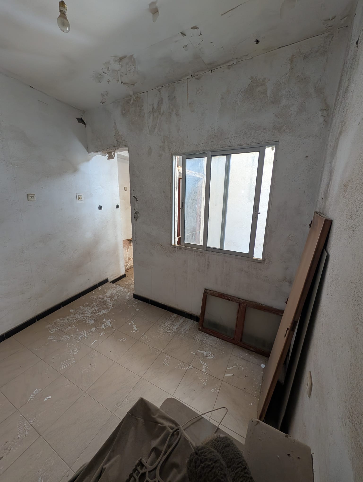 Edificio para rehabilitar en el centro de Sevilla, junto a la Alameda