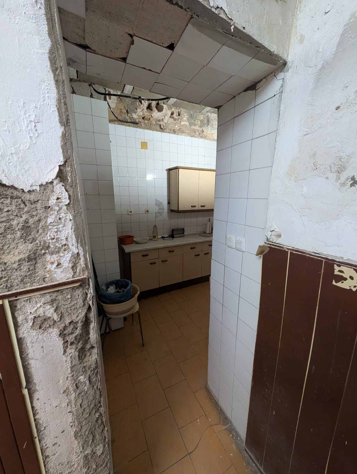 Edificio para rehabilitar en el centro de Sevilla, junto a la Alameda