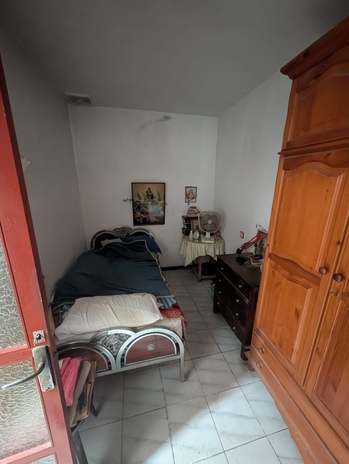 Edificio para rehabilitar en el centro de Sevilla, junto a la Alameda