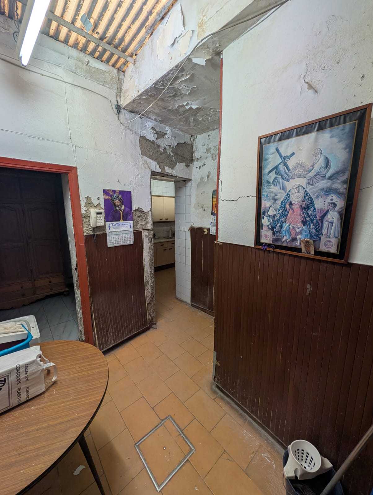 Edificio para rehabilitar en el centro de Sevilla, junto a la Alameda