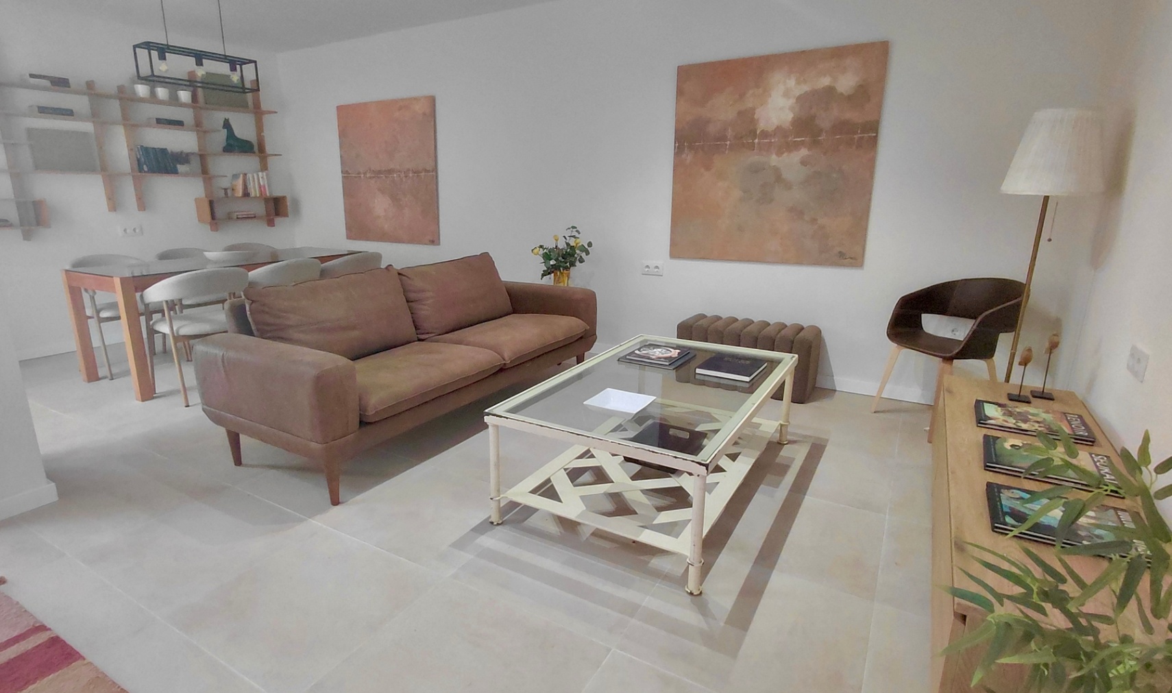 CHALET INDEPENDIENTE CON 4 DORMITORIOS, PARCELA Y APARCAMIENTO PROPIO EN CHICLANA